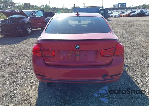 2016 BMW 328I xDrive z USA, uszkodzony, nr VIN WBA8E3G56GNT79779